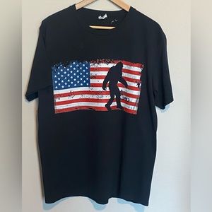 Big Foot SASQUATCH TSHIRT Large